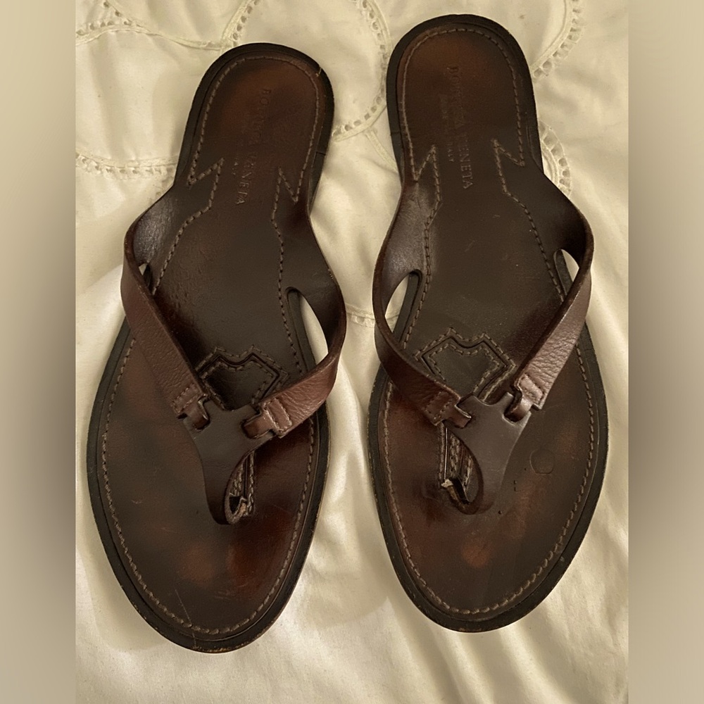 Bottega Veneta Brown Leather Sandals  Size 38 1/2     Fabulous for Summer!!